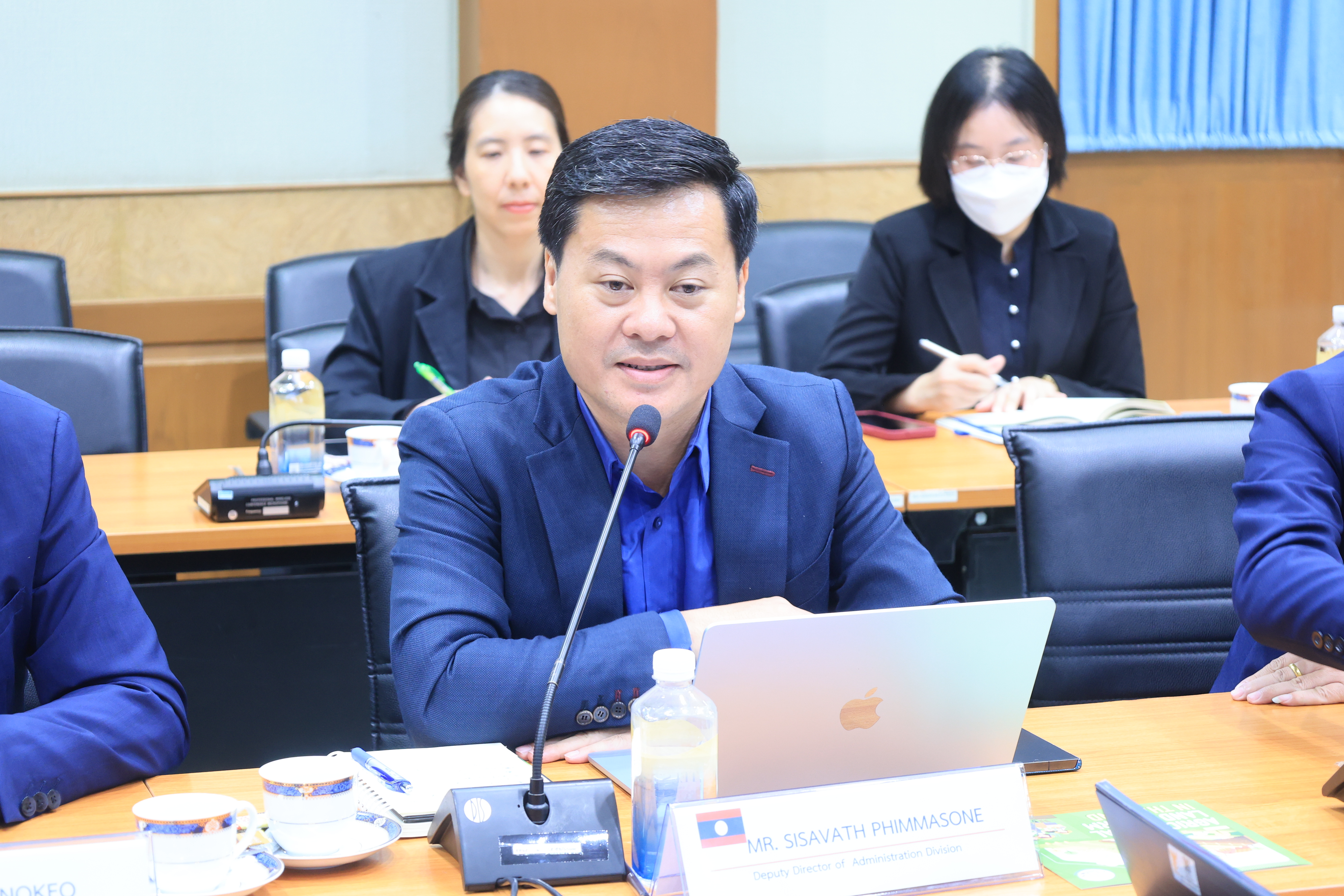 title - ส.ป.ก. ต้อนรับคณะผู้บริหารและเจ้าหน้าที่จากกรมบริหารและจัดการที่ดิน สปป.ลาว 